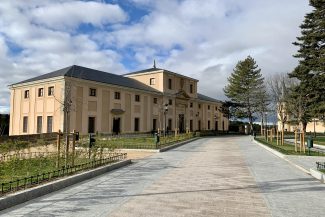 Alcázar de Segovia – Plaza de la Reina Victoria Eugenia (9)