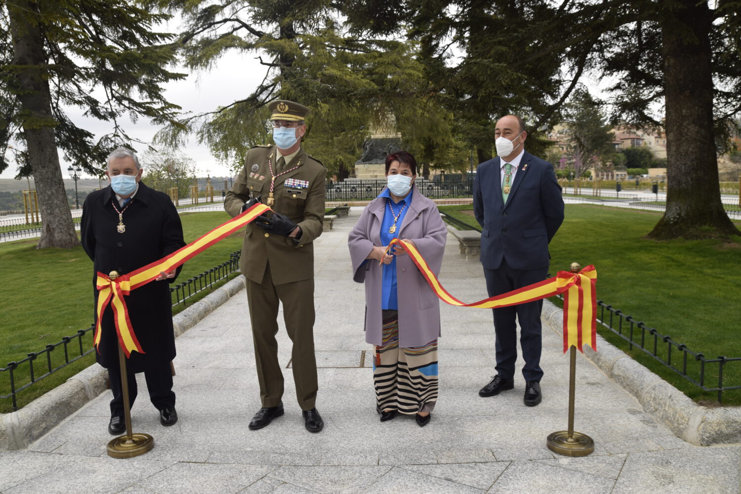 Inauguración de la plaza de la Reina Victoria Eugenia (3)