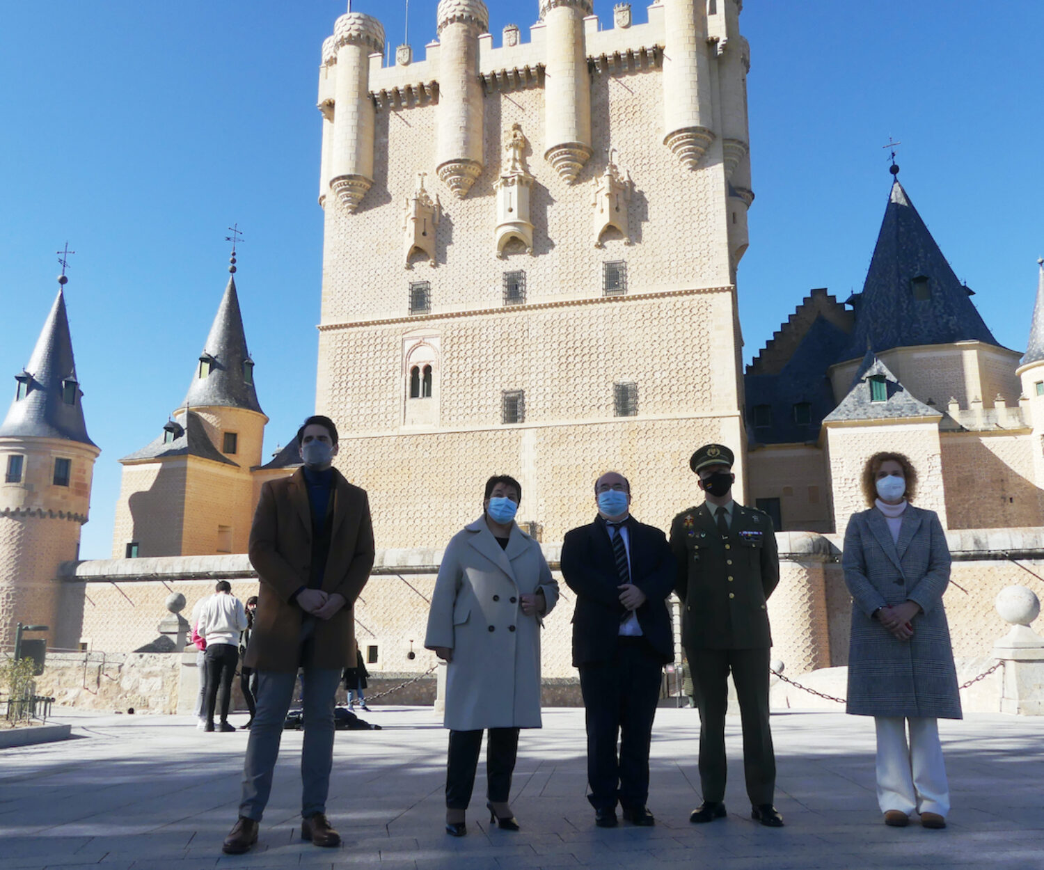 El ministro de Cultura visita el Alcázar (1)