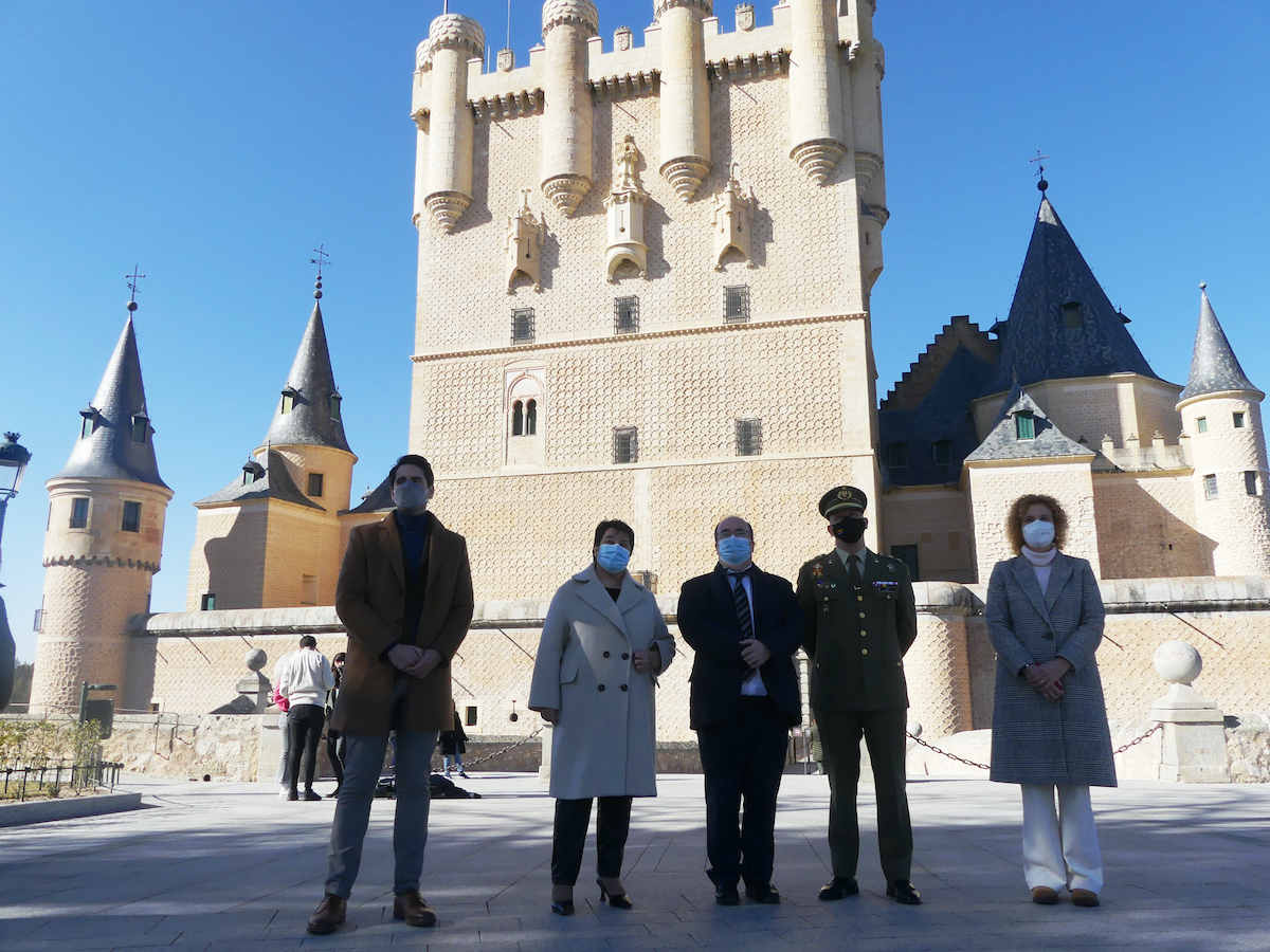 El ministro de Cultura visita el Alcázar (1)
