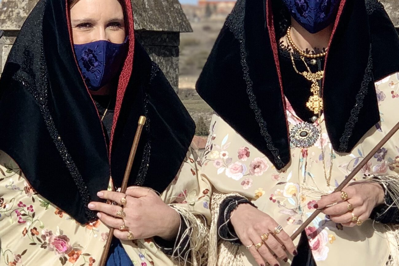Este año, las encargadas de representar al concejo de aguederas en calidad de alcaldesas han sido Dña. Alicia Calvo Matesanz y Dña. Elena Rincón Arribas