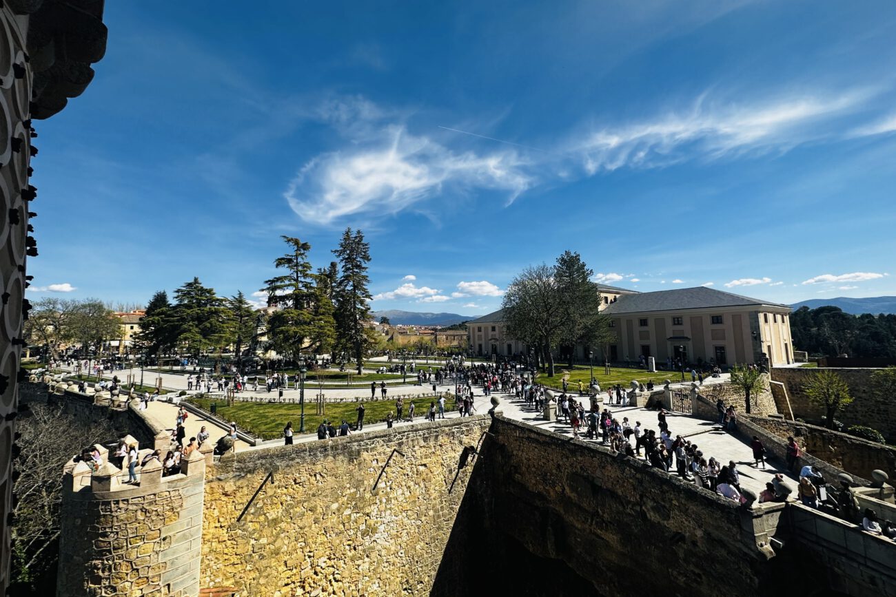 Visitantes Alcázar Semana Santa 2023 (1)